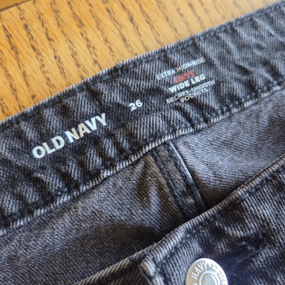 Old Navy Curvy Extra High-Waisted Wide-Leg Jeans Black Wash 26W NWT - Picture 4 of 10